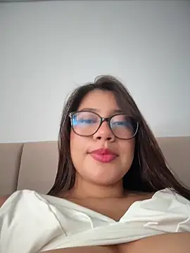 Saracalderon online show from July 19, 2026, 1:15 pm