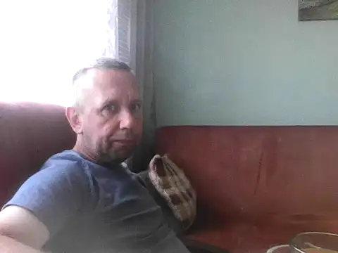 RafalekRozmarynowski81 online show from July 29, 2026, 4:32 am