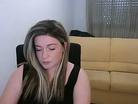 Snapshot of GoddessLexi-InCharge chatting on July 25, 2026, 5:43 pm GoddessLexi-InCharge online show from July 25, 2026, 5:43 pm