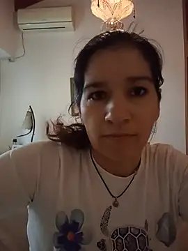 Snapshot of roci17 chatting on July 11, 2026, 2:31 pm roci17 online show from July 11, 2026, 2:31 pm