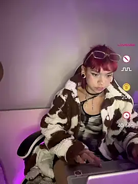 xLilyAngelx  online show from June 26, 2026, 10:41 am