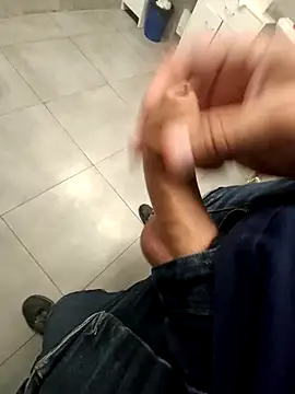 SmallDicki1989 online show from July 4, 2026, 5:24 am
