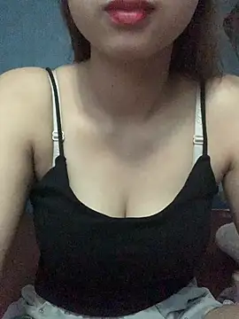 Julyy girl online show from July 2, 2026, 5:24 am
