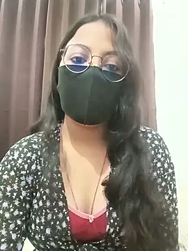 hottydisha online show from June 22, 2026, 3:25 am