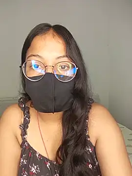 hottydisha online show from July 4, 2026, 4:07 am