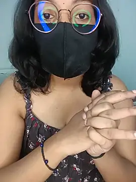 hottydisha online show from July 30, 2026, 1:21 pm