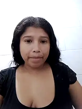 Snapshot of Nati_linda chatting on July 13, 2026, 5:10 am Nati linda online show from July 13, 2026, 5:10 am