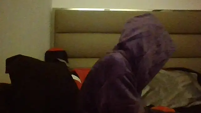 Opal Rainbow online show from December 2, 2025, 5:02 am