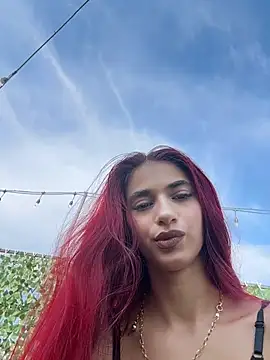 VixenRosse online show from July 19, 2026, 5:11 am
