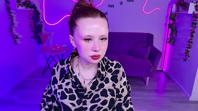 AuroraBabyDoll online show from June 26, 2026, 6:18 am