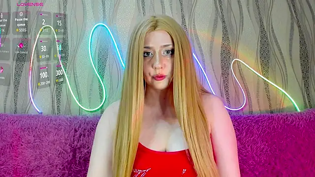 Snapshot of RoseGee chatting on July 21, 2026, 5:15 pm RoseGee online show from July 21, 2026, 5:15 pm