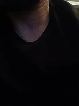 Snapshot of Bozkut777 chatting on July 16, 2026, 11:00 pm Bozkut777 online show from July 16, 2026, 11:00 pm