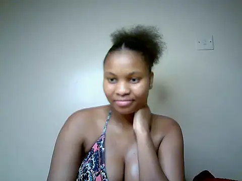 Snapshot of Swt_smiles chatting on August 1, 2026, 6:51 pm Swt smiles online show from August 1, 2026, 6:51 pm