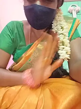 Snapshot of Tamilsexy35 chatting on June 18, 2026, 5:50 pm Tamilsexy35 online show from June 18, 2026, 5:50 pm