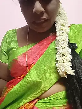 Snapshot of Tamilsexy35 chatting on July 3, 2026, 2:40 am Tamilsexy35 online show from July 3, 2026, 2:40 am