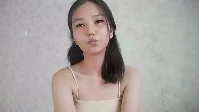 Snapshot of SusieSkepple chatting on August 1, 2026, 12:04 pm SusieSkepple online show from August 1, 2026, 12:04 pm