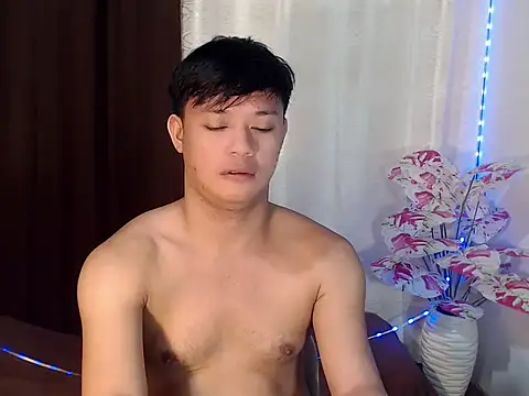 Snapshot of kingdomcum96 chatting on July 14, 2026, 10:26 pm kingdomcum96 online show from July 14, 2026, 10:26 pm