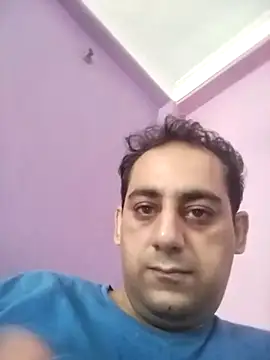 chuby38male online show from June 22, 2026, 3:47 am