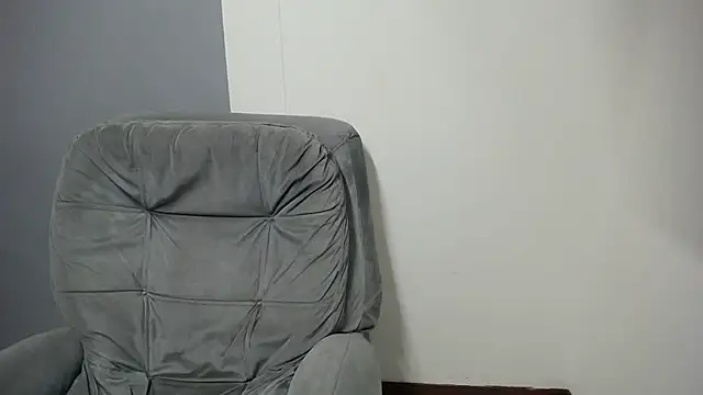sashasalomefon online show from June 25, 2026, 3:06 am