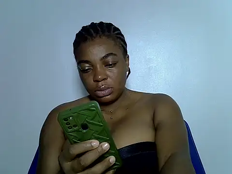 Snapshot of Domina_Empress chatting on August 3, 2026, 9:48 am Domina Empress online show from August 3, 2026, 9:48 am