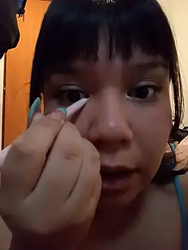 celprettyy online show from June 18, 2026, 6:56 pm