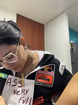 EXTREMELY DIRTY TABOO online show from June 20, 2026, 3:20 am