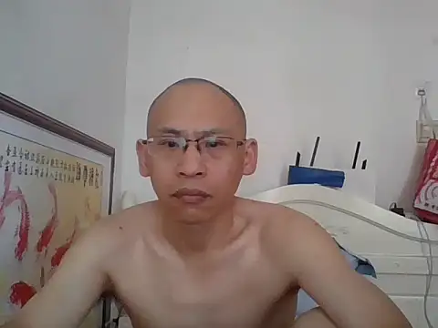 Snapshot of benly888 chatting on July 1, 2026, 11:26 pm benly888 online show from July 1, 2026, 11:26 pm