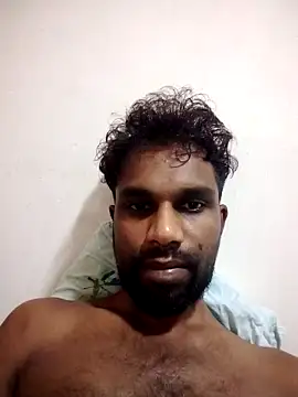 Snapshot of rayanmay chatting on June 17, 2026, 5:32 am rayanmay online show from June 17, 2026, 5:32 am