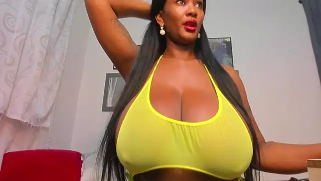 Snapshot of Crazy_addixtion chatting on March 5, 2025, 8:32 pm Crazy addixtion online show from March 5, 2025, 8:32 pm