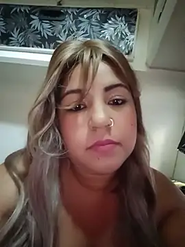 Snapshot of sexysherry4u chatting on June 17, 2026, 2:07 pm sexysherry4u online show from June 17, 2026, 2:07 pm