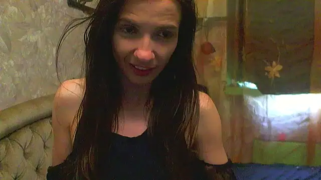 Snapshot of Alison_Wale chatting on June 28, 2026, 5:52 pm Alison Wale online show from June 28, 2026, 5:52 pm