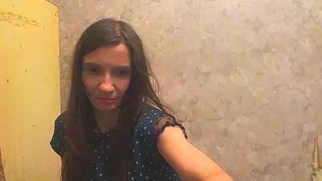 Snapshot of Alison_Wale chatting on July 22, 2026, 2:09 pm Alison Wale online show from July 22, 2026, 2:09 pm