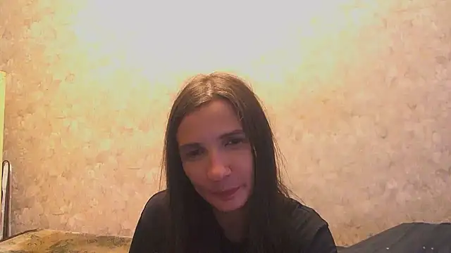 Snapshot of Alison_Wale chatting on August 8, 2026, 7:43 am Alison Wale online show from August 8, 2026, 7:43 am