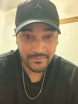 Snapshot of wandinho13 chatting on June 17, 2026, 1:23 pm wandinho13 online show from June 17, 2026, 1:23 pm