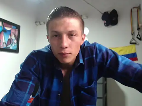 Stiiveen777 online show from July 11, 2026, 5:37 pm