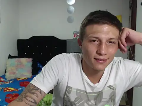 Stiiveen777 online show from July 16, 2026, 12:38 am