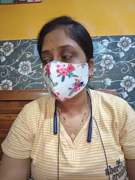 Snapshot of Garimaa_Cherry chatting on June 19, 2026, 11:19 pm Garimaa Cherry online show from June 19, 2026, 11:19 pm