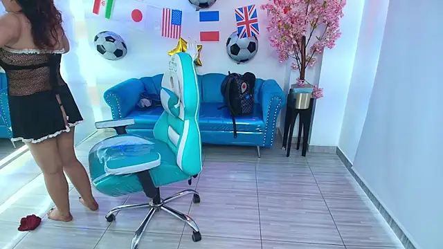Snapshot of Silvana_lane chatting on July 16, 2026, 7:42 pm Silvana lane online show from July 16, 2026, 7:42 pm