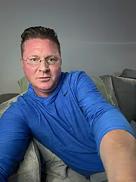Snapshot of funandstuff chatting on July 5, 2026, 12:12 pm funandstuff online show from July 5, 2026, 12:12 pm