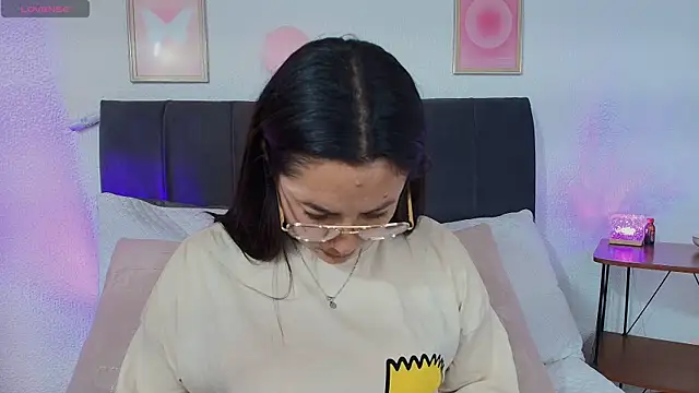 samm curvy online show from July 16, 2026, 7:42 pm