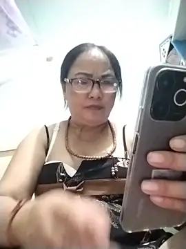 Snapshot of Naaya8109 chatting on July 1, 2026, 11:56 am Naaya8109 online show from July 1, 2026, 11:56 am