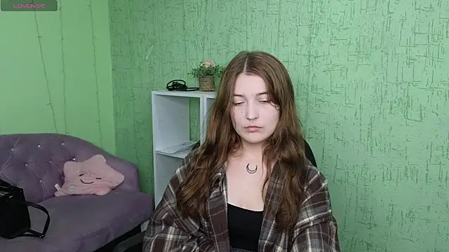 Snapshot of Zoe_Zenith chatting on June 18, 2026, 12:42 pm Zoe Zenith online show from June 18, 2026, 12:42 pm