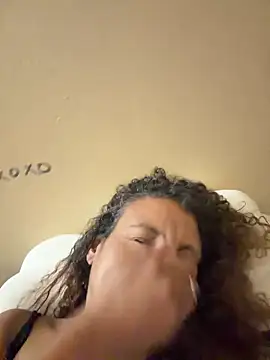 Snapshot of phatpussy4u69 chatting on June 18, 2026, 11:47 am phatpussy4u69 online show from June 18, 2026, 11:47 am