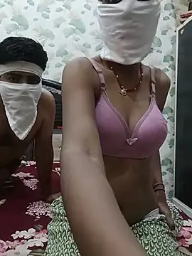 Snapshot of desi_housewife99 chatting on July 23, 2026, 10:46 am desi housewife99 online show from July 23, 2026, 10:46 am