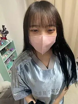 Snapshot of ohuton_love chatting on July 13, 2026, 10:18 am ohuton love online show from July 13, 2026, 10:18 am