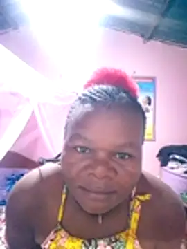 PRETTY-LILY online show from July 6, 2026, 4:09 am