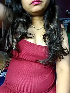 sexy-pari8 online show from July 28, 2026, 7:04 pm