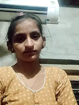 Snapshot of mitu_bhabhi chatting on June 18, 2026, 5:28 pm mitu bhabhi online show from June 18, 2026, 5:28 pm