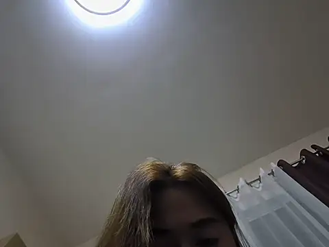 Snapshot of missceexx chatting on July 27, 2026, 7:10 pm missceexx online show from July 27, 2026, 7:10 pm