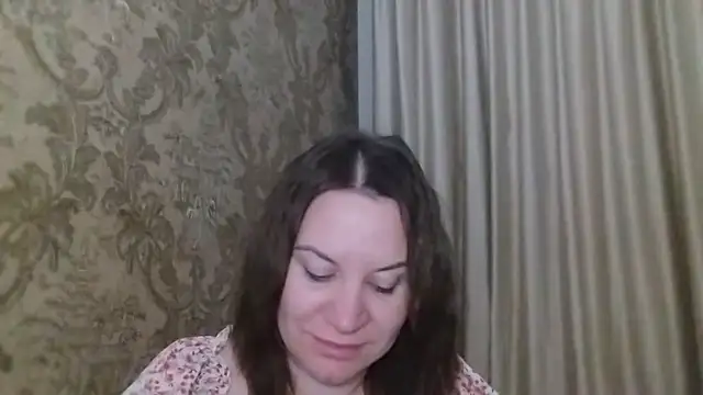 Lauralison online show from July 9, 2026, 8:57 pm
